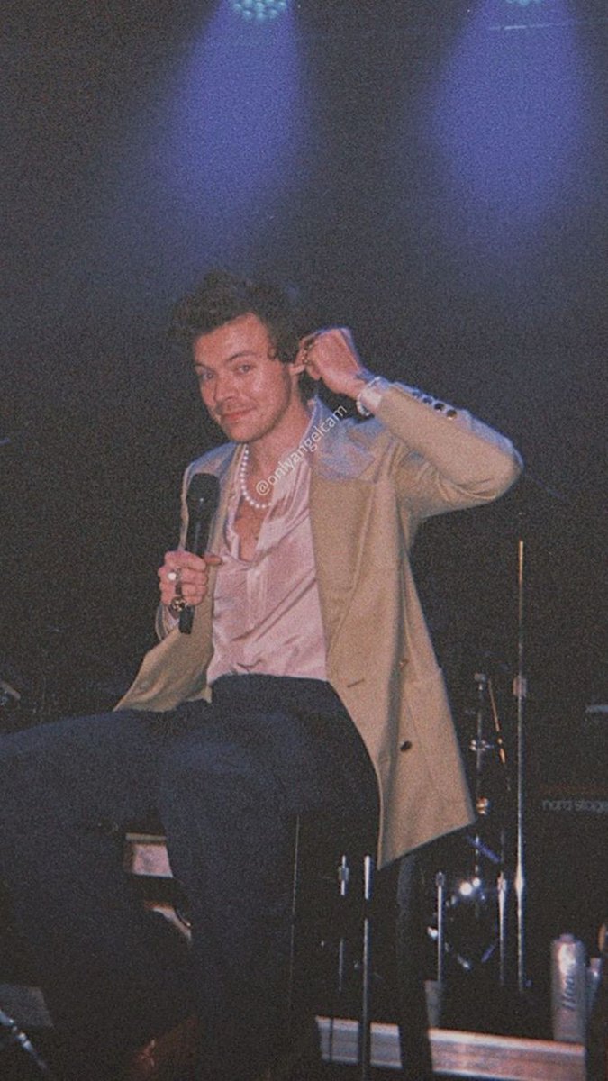 willtomlinsoon's tweet photo. Happy Valentine's Day https://t.co/lB1sIaQs4N