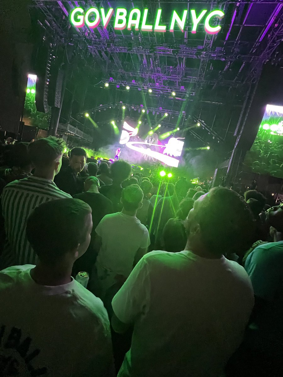 MélomaneMikey tweet media