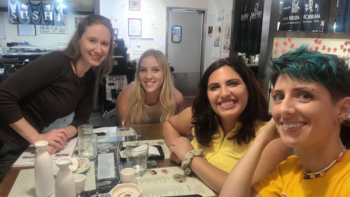 karidlane's tweet photo. Yummy food, fun conversation and lovely company 🥰! 

Yay for #sushi dinners 😍

@Lds5004 @ananeums @MinaMakesMagic https://t.co/RMz1wsdBPC