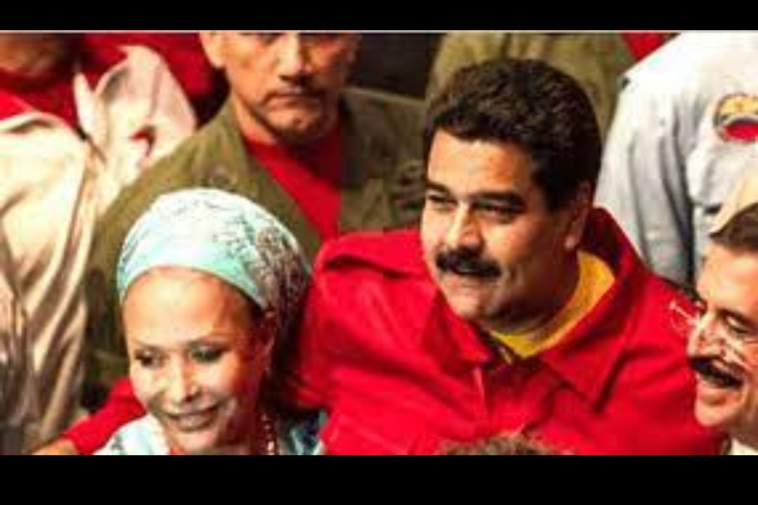 ClaudysPabon's tweet photo. @jarizabaletaf No está Chávez pero está otra joya de Maduro https://t.co/ZJT0CE1Lcr