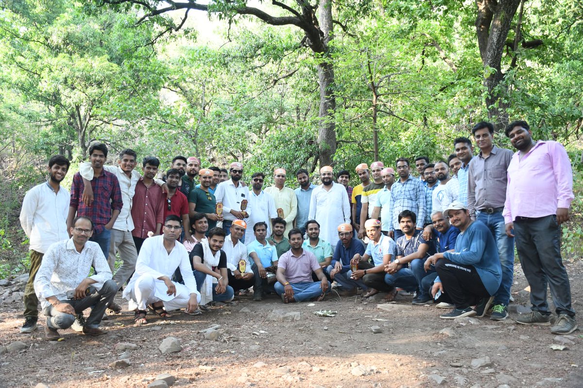 आज के कार्यक्रम को सफल बनाने वाले प्रत्येक मेहमानों का आभार...बेहद शानदार ओर अविस्मरणीय पल...🙏