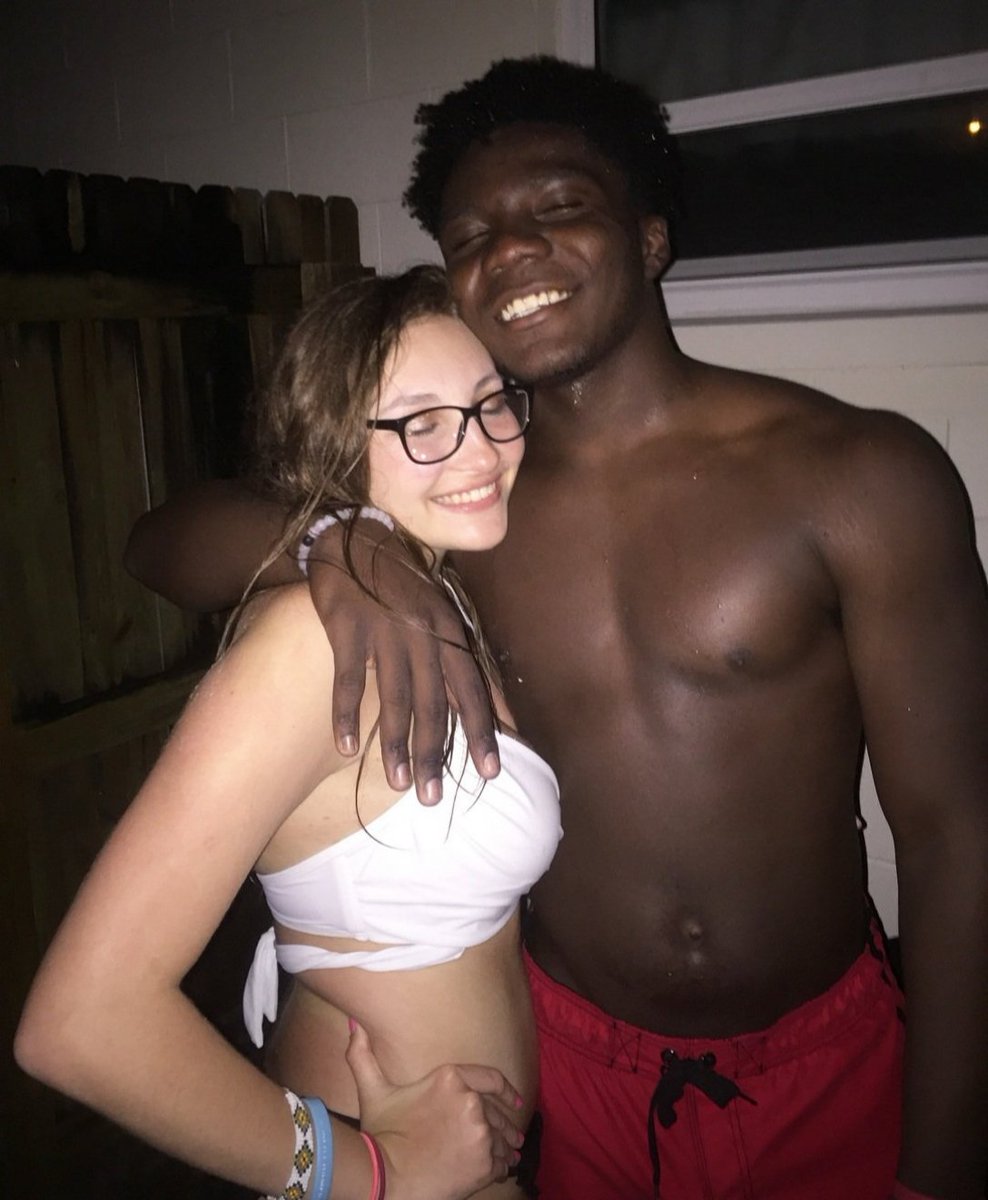 LessWhiteTim's tweet photo. #interracial #blackmen #blacklivesmatter https://t.co/0NAVd2bHC6
