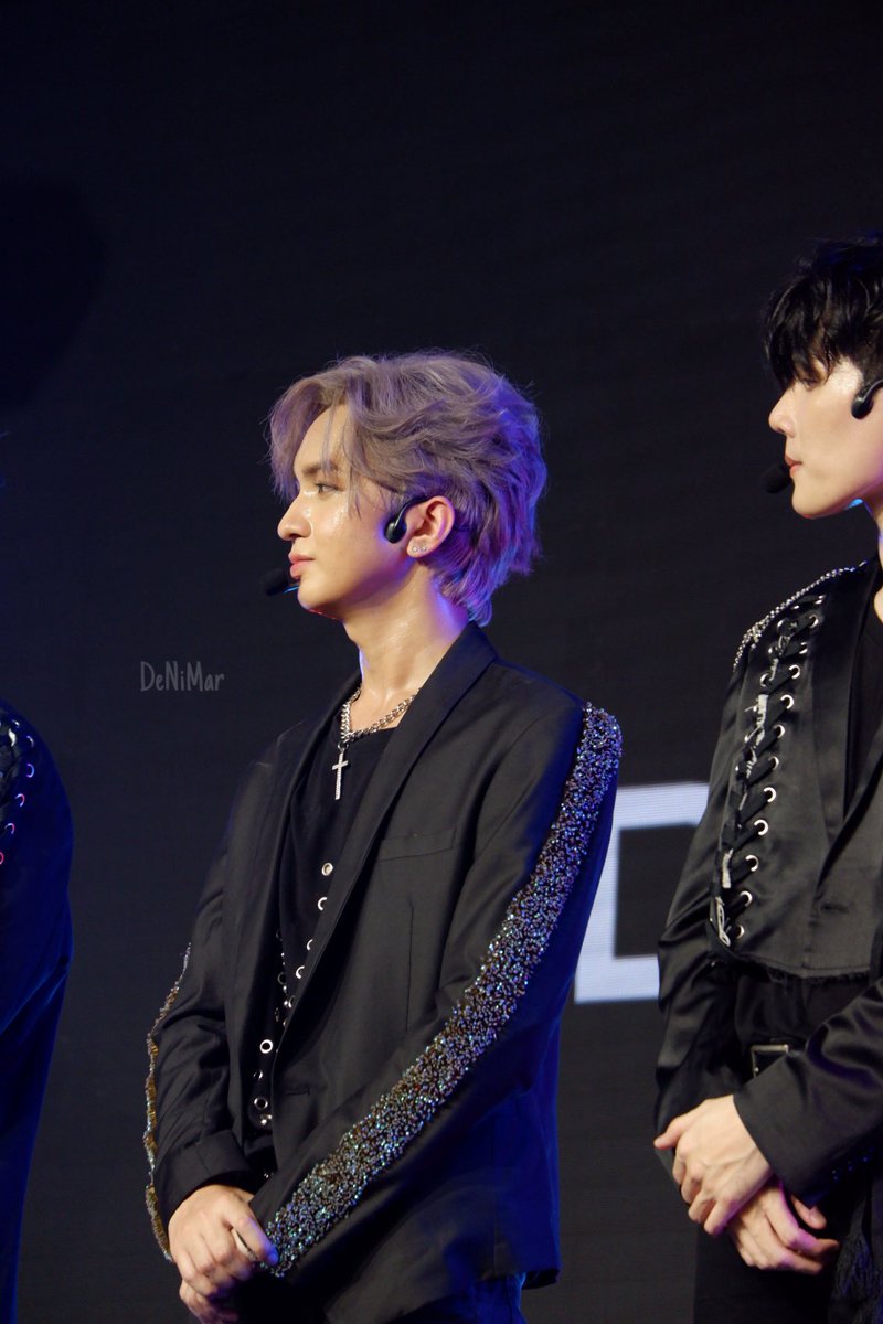 BNimmin's tweet photo. มุมข้างของเม่นเม่น
11.06.22
ELEMENTDEBUTSTAGE 
#ELEMENTDEBUTSTAGE 
#ELEMENTTH
#BuzzElement 
#Buzzstx https://t.co/T9CoEyLGJQ