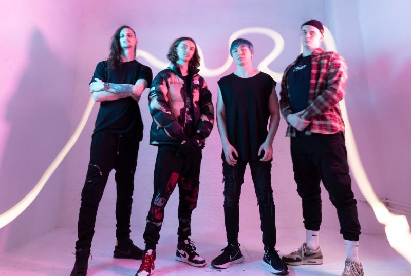 Watch a new music video, and check out new EP details, from <a href="/OCEANEMBERS_UK/">OCEAN EMBERS</a> here on Distorted Sound! distortedsoundmag.com/ocean-embers-r…