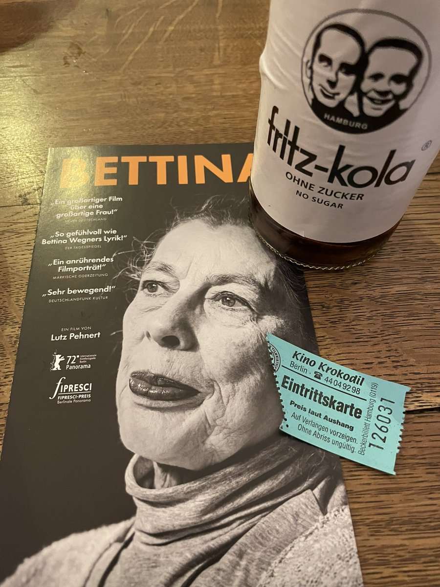 ukuenkler's tweet photo. Ein #Film über eine starke Frau! #Bettina @salzgeberfilm #kino #Liedermacherin #programmkino #krokodilkino #BettinaWegner https://t.co/mMDcChjVRC