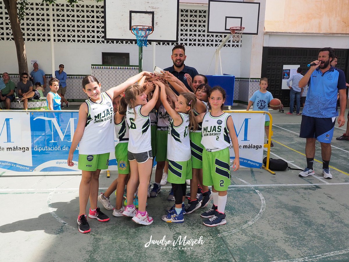 #FuturasCracks🔥

Las pequeñas de <a href="/MijasUnionBskt/">MijasUnionBasket</a> son un grupo espectacular y cargado de jugonas. Lucharon hasta el final y dieron un bonito espectáculo 👏🏻👏🏻

𝙁𝙚𝙡𝙞𝙘𝙞𝙙𝙖𝙙𝙚𝙨, 𝙘𝙧𝙖𝙘𝙠𝙨‼️