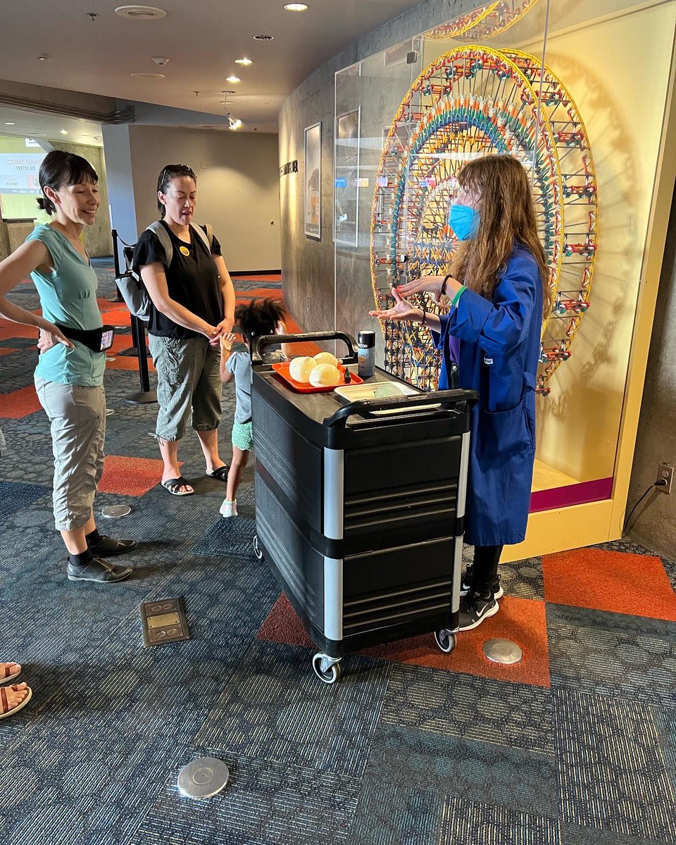 Arizona Science Center tweet media