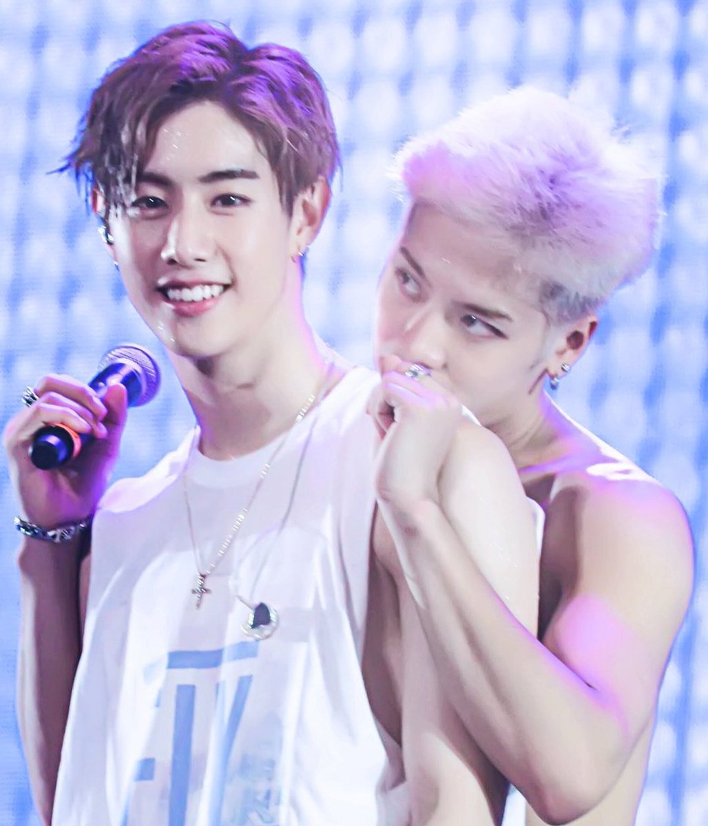 markson archive tweet media