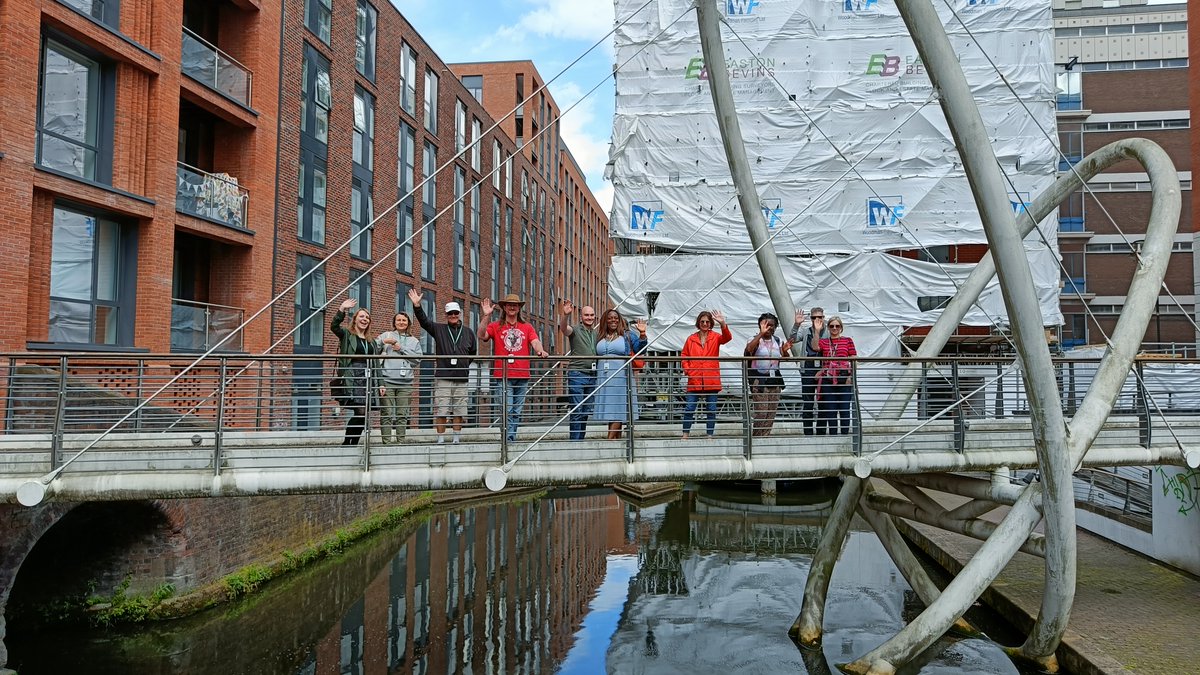 PositivelyBrum's tweet photo. Another fun tour to the #Birmingham Jewellery Quarter. People just fascinated to find out more about this #godawfulbirmingham today! Visitors from Italy, Texas, Scotland and New Zealand having #FunInBrum @jessphillips @HeatherWheeler https://t.co/1p1CIRb4SI