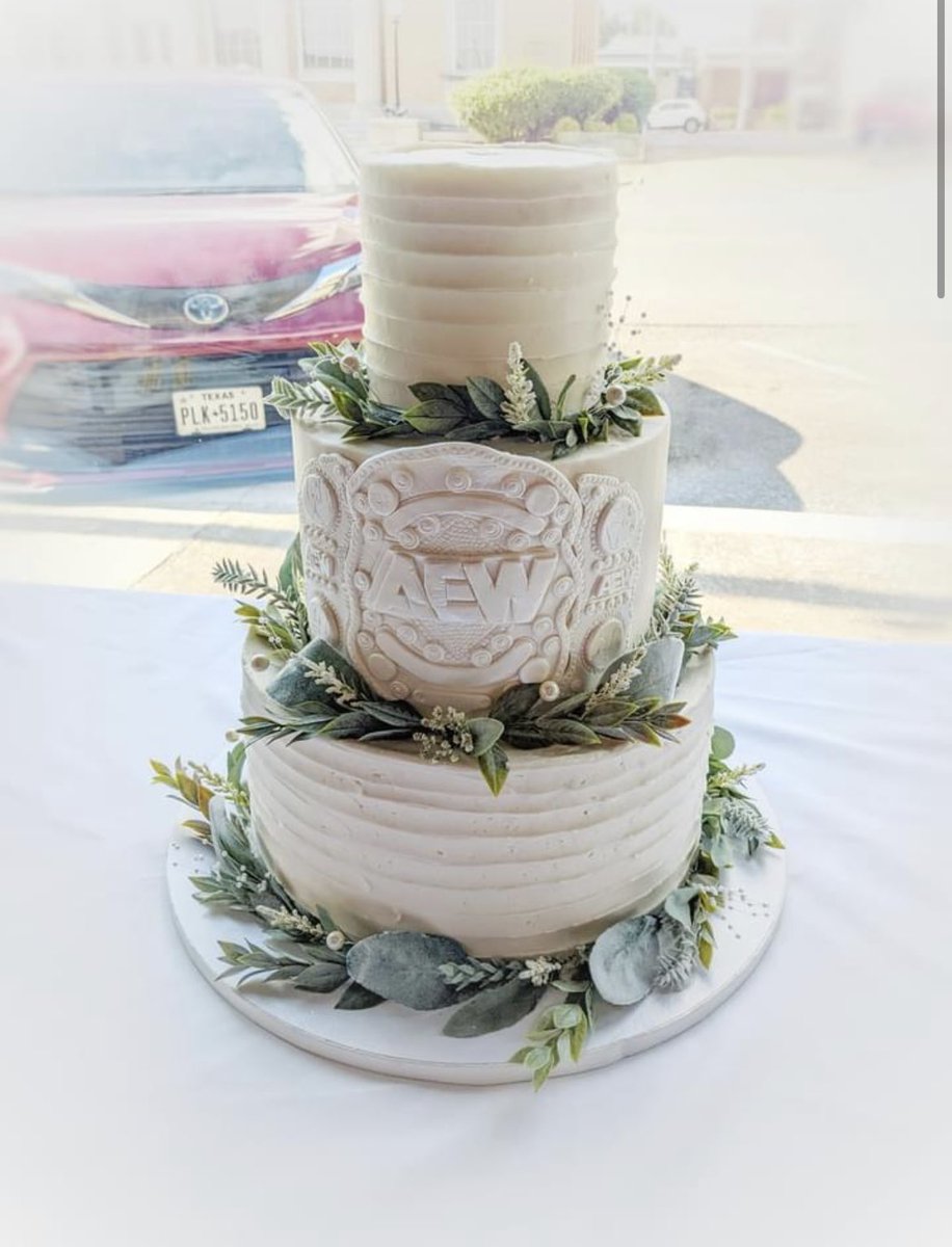 When your husband is an AEW fan you surprise him with this cake at the reception! <a href="/AllEliteWre/">All Elite Wrestling</a> #AEW