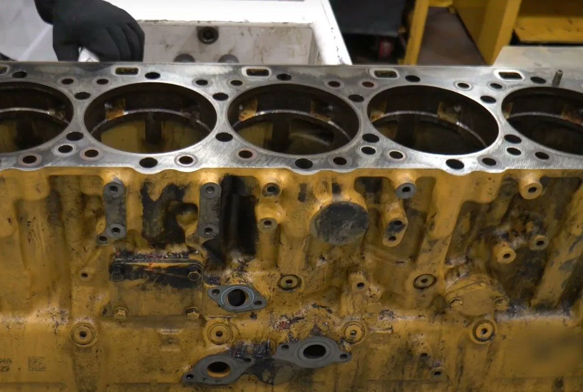 CraveEngines's tweet image. Lower Counterbore Inspection Musts buff.ly/3NGo4nM  #BigBlock #CylinderBlock #EngineMachining #Trucking