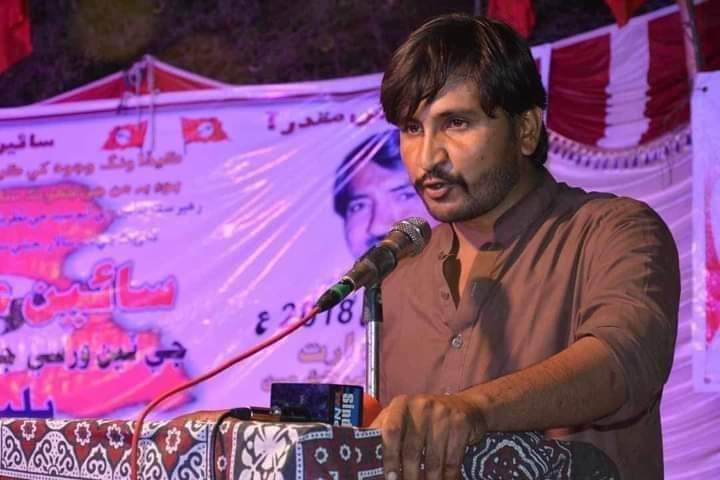 AdvJavedMemon1's tweet photo. جيل وڃڻ قرباني نه آهي،پر قرباني اها آهي ته سنڌي قوم کي ختم ڪرڻ جي جيڪا سازش ٿي رهي آهي،ان جو احساس ۽ ڄاڻ سڄي قوم کي ڏيو.
#ReleaseDostAliBhatti https://t.co/3NorcRqDZh