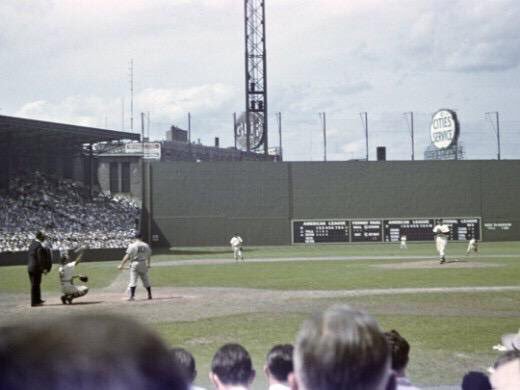 baseballinpix's tweet photo. Color shot of Fenway Park, 1947 https://t.co/C27MGtQbew