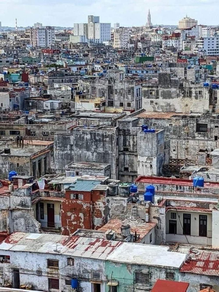 Pepe1807's tweet image. La #Habana en todo su esplendor, después de 63 años de revolución!