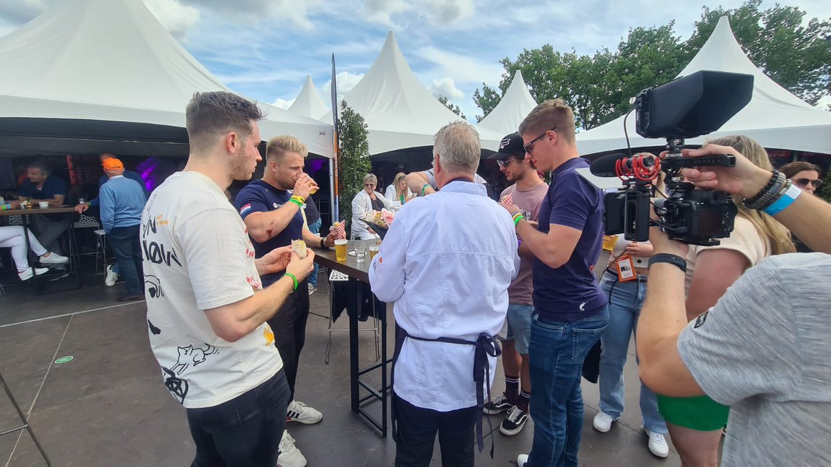 Tim van Dooren tweet media