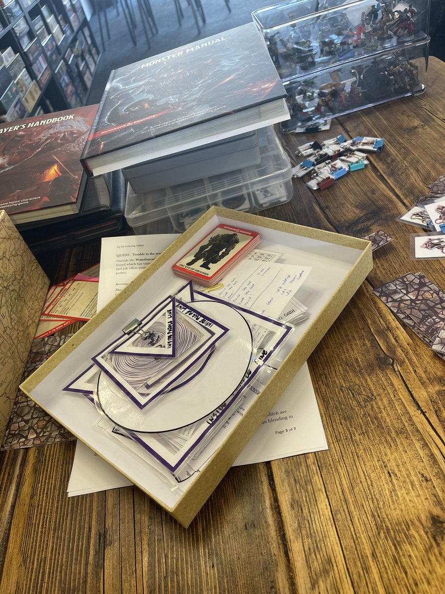 dazedcaveman's tweet photo. A picture is worth a thousand words… #DnD #dungeonsanddragons #DnDPrep https://t.co/x79rwD6tiz