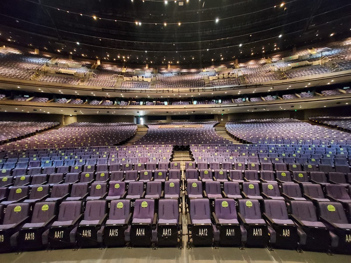 TomlinsonRico's tweet photo. -LTWT Latinoamérica-

Show 16: Guadalajara, México 🇲🇽 

Lugar: Auditorio Telemex 
Capacidad: 8,712 personas 
Hora (PUR): 10:30pm (Louis sale al escenario/ sujeto a cambio) https://t.co/W0j1OpbQGs