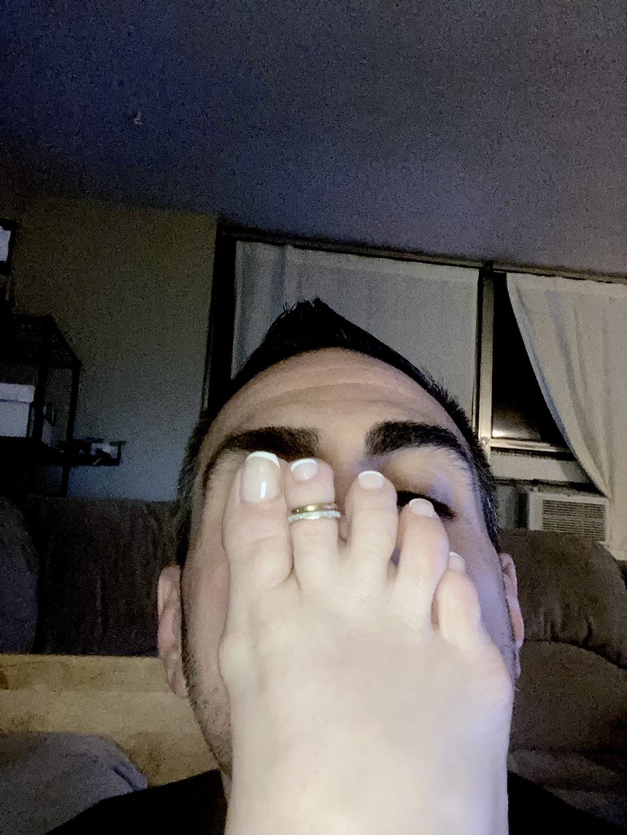 Sole_Luver's tweet photo. Getting these feet again tonight. https://t.co/DfdA2qmQLO