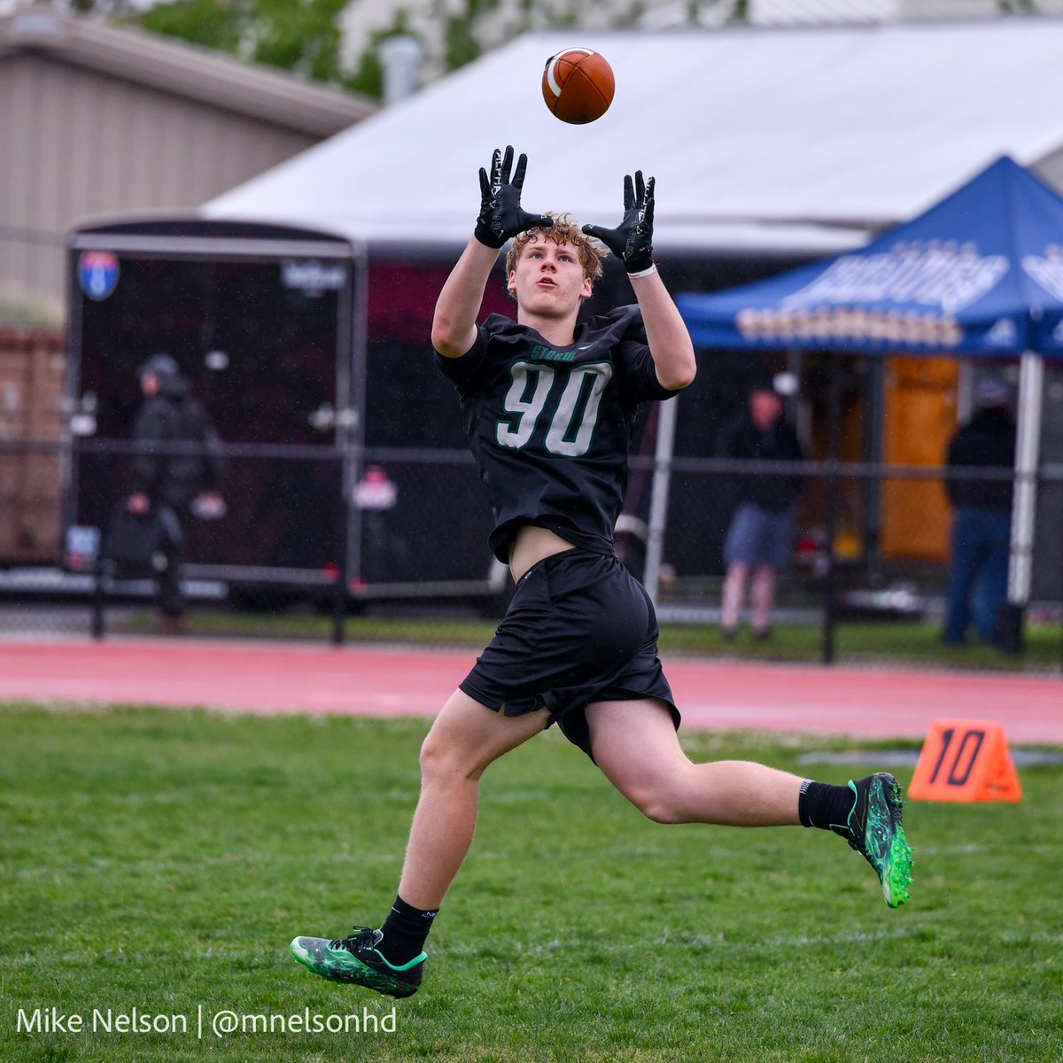 charliec2024's tweet photo. Had some 7v7 fun in the rain with the @Summitstorm_FB boys yesterday. https://t.co/fbc4FCA4gE