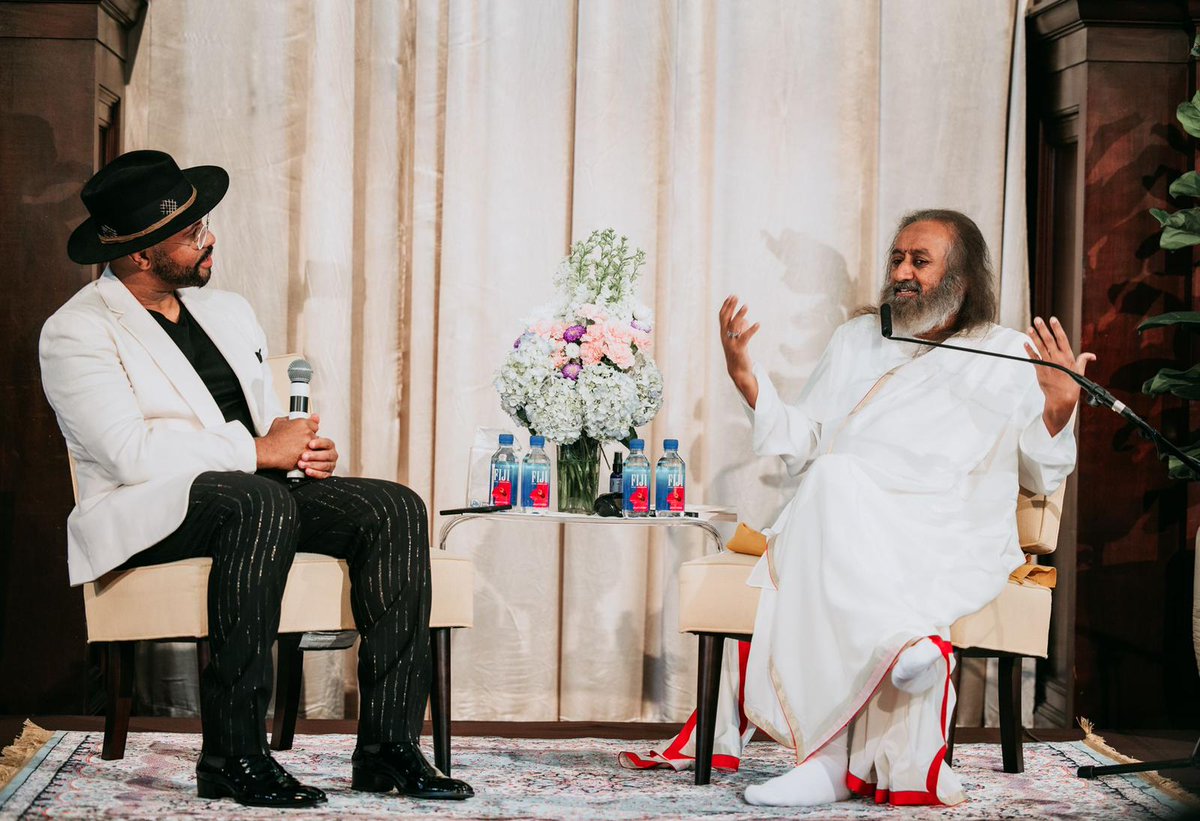 Gurudev Sri Sri Ravi Shankar sharing his bounty of wisdom at the Creativity and Consciousness event at the Art of Living Foundation to kick-start the world culture festival coming to Los Angeles in 2023! 
Philip Lawrence as the moderator and Anabelle from ETHOS as MC.