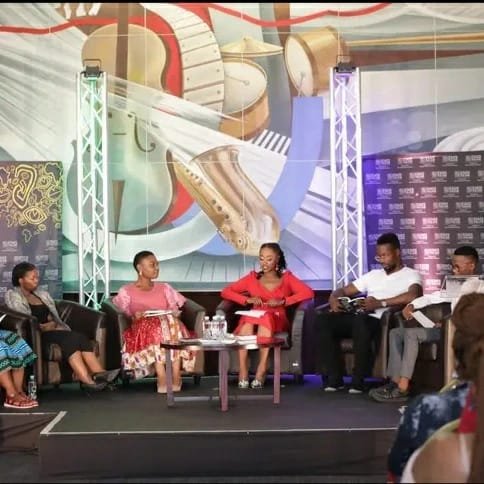 UnathiMabunda's tweet photo. In my wildest dreams, I never thought that the South African State Theatre would one day wish to honour me. Hosting my debut book launch for free, they organized everything.

Dreams do come true! I am grateful to the Pta state theatre. All I had to do, was show up. And, I did.! https://t.co/4UDlNsxfc0