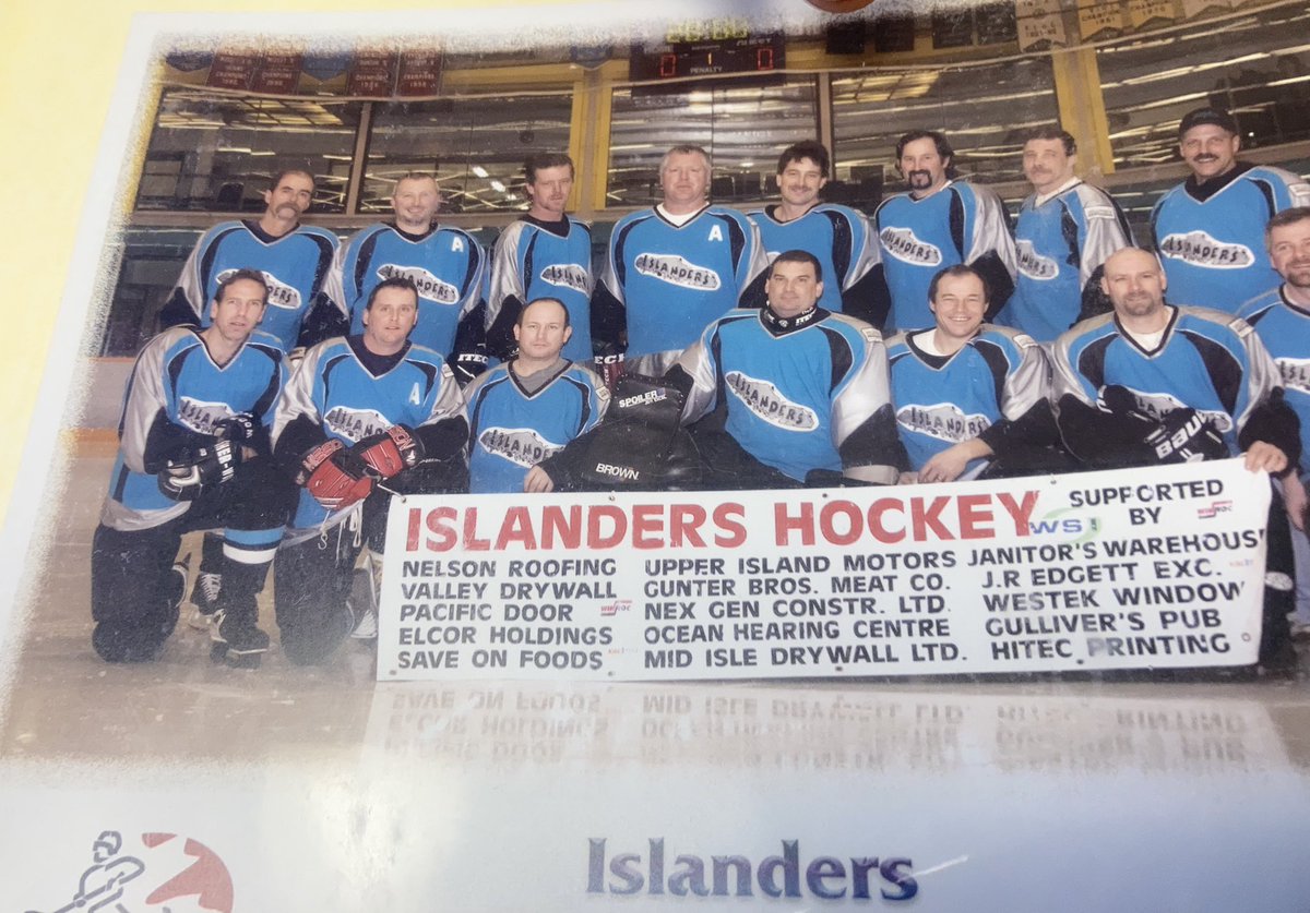 KentSchumaker's tweet photo. Thank you CV Lordco Islanders. I feel really grateful to be part of a team with some rich history.  Year end Golf tourney &amp; awards gala was a blast. #WestCoast #CARHA https://t.co/tSEtTgdDa5