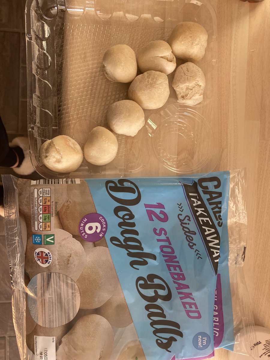 MissRaynor8's tweet photo. When you open pack and only get 8 dough balls instead of 12 😭 https://t.co/L2oaprlpRS