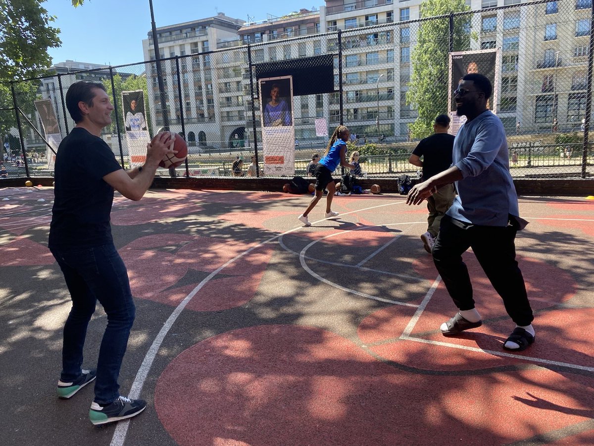 Initiations 🛹 &amp; 🏀 au programme !