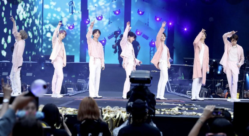 _BTS__Jimin7_'s tweet photo. Happy 9 years! 
#9YearsWithBTS #BTS9thAnniversary https://t.co/KuNPIgu4W4