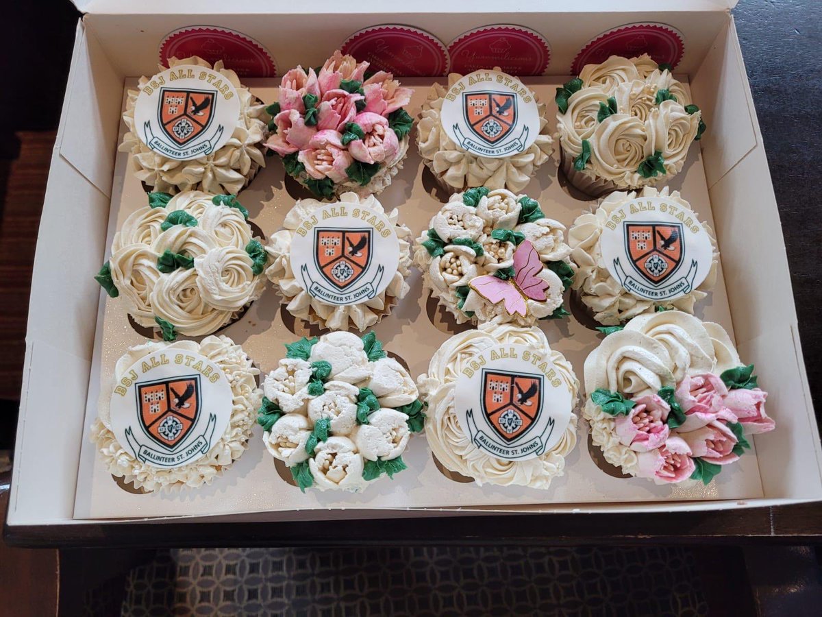 Thanks so much @yummiliciousdublin for the cupcakes for our All Stars social ⁦<a href="/gaabsj/">Cumann Naomh Eoin Baile an tSaoir - Ballinteer SJ</a>⁩ delicious!