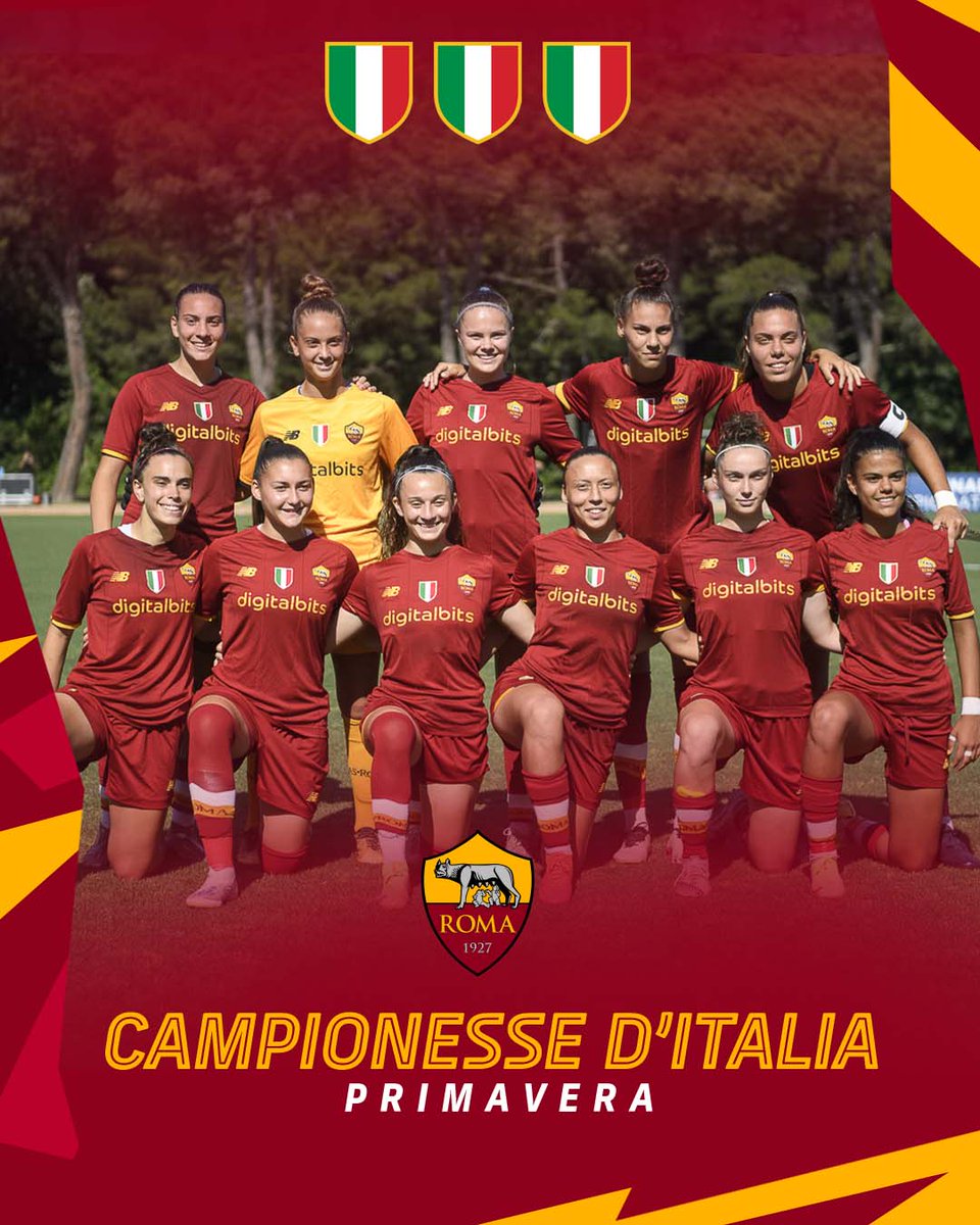 ASRomaData's tweet photo. L'#ASRomaFemminile è campione d'#Italia per la terza volta consecutiva dopo aver battuto nella finale #Scudetto la Juventus

#JuveRoma 0-2 
#Bergesen #Pacioni 
https://t.co/XGbdCeKBoo