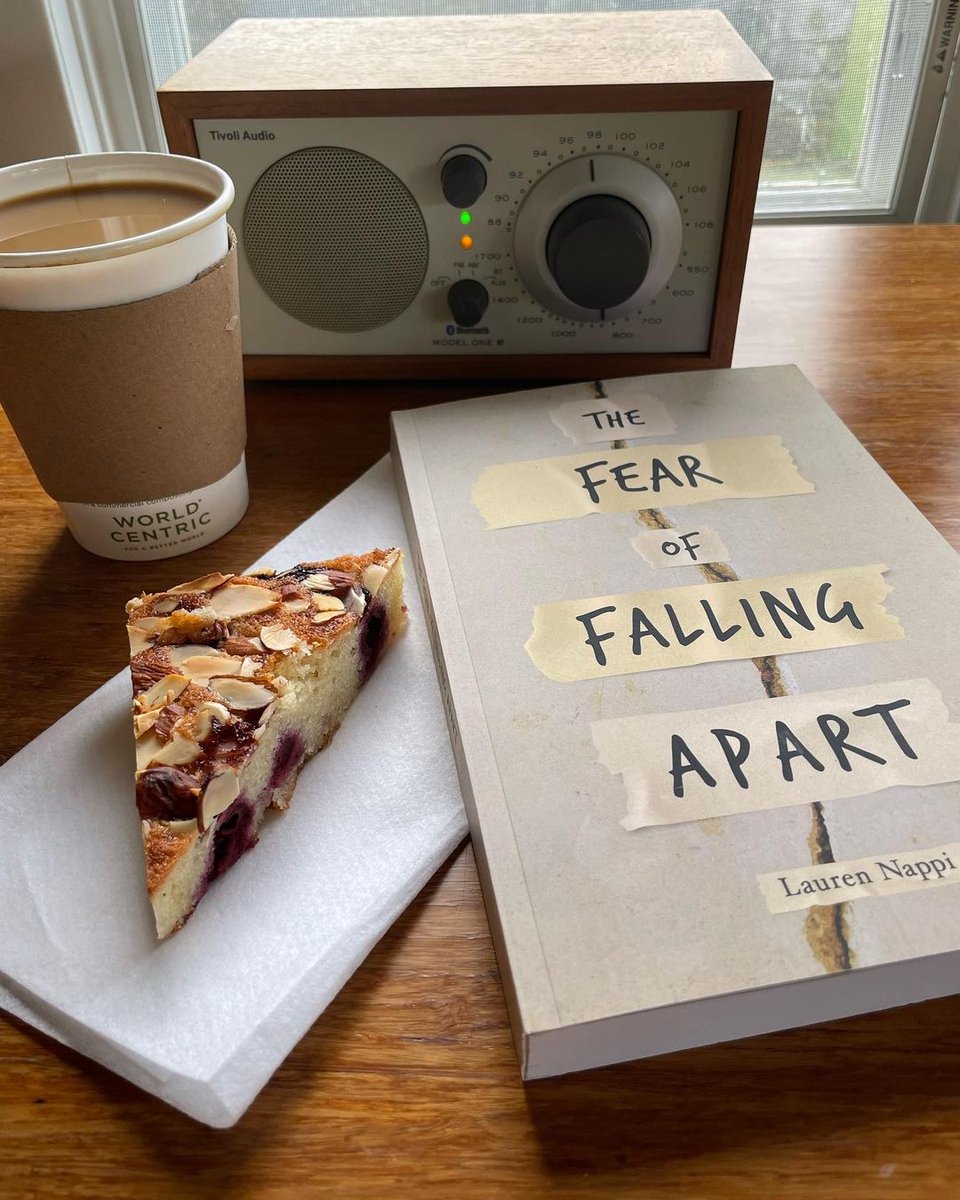 TivoliAudio's tweet photo. The "do not disturb" phone setting is officially ON.
📸 : @laurennappiwrites
Double-tap if this is your kind of Sunday. 📚 📻 ☕️
.
.
.
.
#tivoliaudio #modelone #butfirstcoffee #coffeeaddict #sundaymornings #slowsundays #bookloveralways #bookaholic #bookishpost https://t.co/SqOVrenWVU