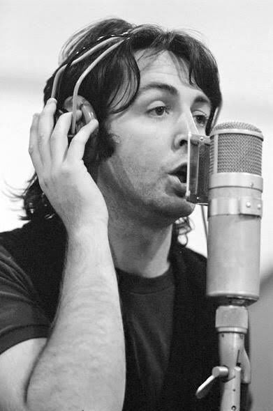 maccadonia's tweet photo. Paul McCartney's isolated vocals — a thread 🧵; https://t.co/CMFWNUggtW