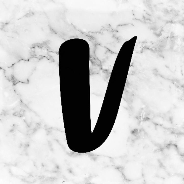 NamiResell's tweet photo. ⚡️THREAD ⚡️ LA PUISSANCE DES MOTS-CLEFS SUR VINTED !

• Pourquoi c’est important ? 

• Comment les choisir ? 

• Les résultats attendus 

🎁 1 liste de mots-clés SURPUISSANTS prête à copier/coller à GAGNER parmi les RTs ! https://t.co/b3zVjtWhSf