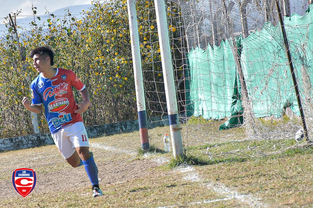 CachorrosSalta's tweet photo. #Fútbol ⚽️ TORNEO ANUAL FECHA 1 (REVANCHA) / El Tricolor se quedó con el partido y los puntos. Antes del minuto Damián Cortés, amplió Tomas Padilla por duplicado, completaron Ramiro Baltazar y Lautaro León, quien se reencontró con el gol.
#AtlSalta 0
#Cachorros 5 https://t.co/ARz3a3wXnW