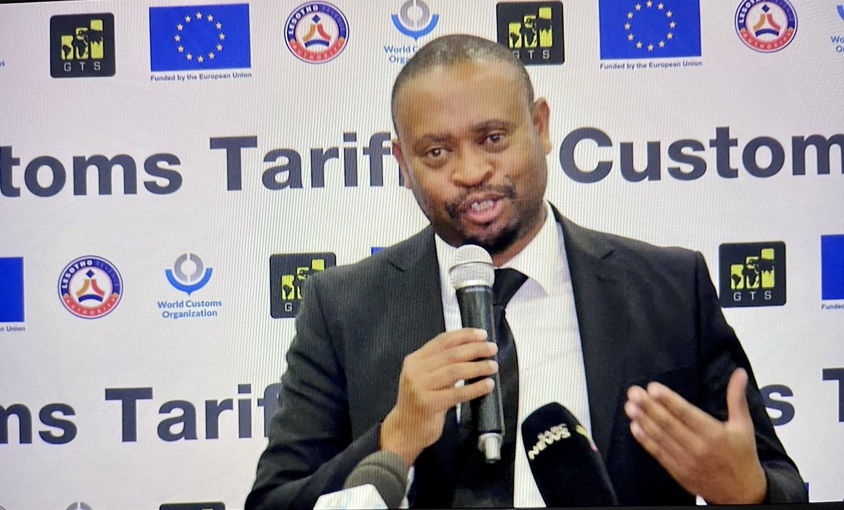 ntateRaps's tweet photo. Tune in to @TheGlobe_SABC @SABCNews #Ch404 after 2100hrs tonight (Sun12th) as @Moleli_Thapelo, Manager Customs Advisory Services unpacks the newly launches eCustoms system. @SABCNews @LesothoRevenue @EUinLesotho https://t.co/QkAVoLUr9f