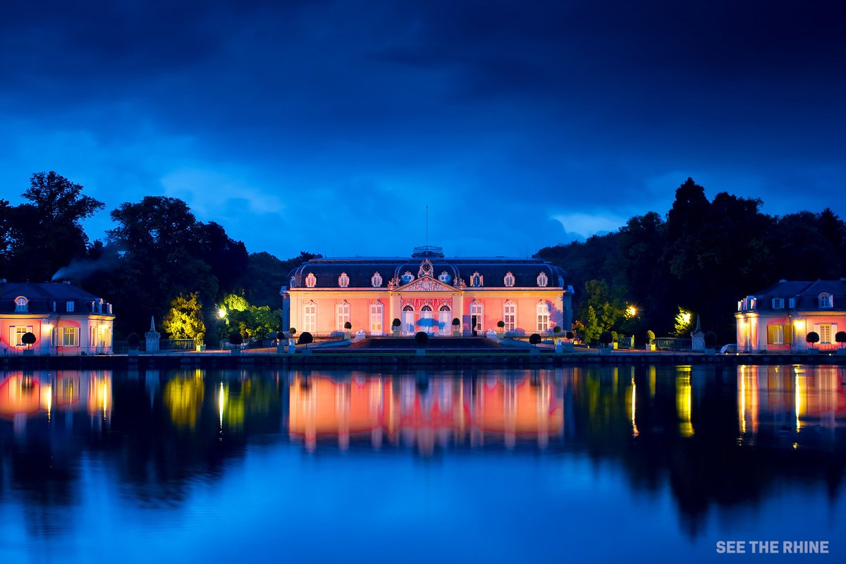 Düsseldorf 🇩🇪 - Benrath Palace (Schloss Benrath) at the Blue Hour

#DeinNRW <a href="/GermanyTourism/">GermanyTourism</a> <a href="/MagicalEurope/">Wonders of Europe</a> @DeinNRW <a href="/VisitDusseldorf/">Visit Düsseldorf</a>