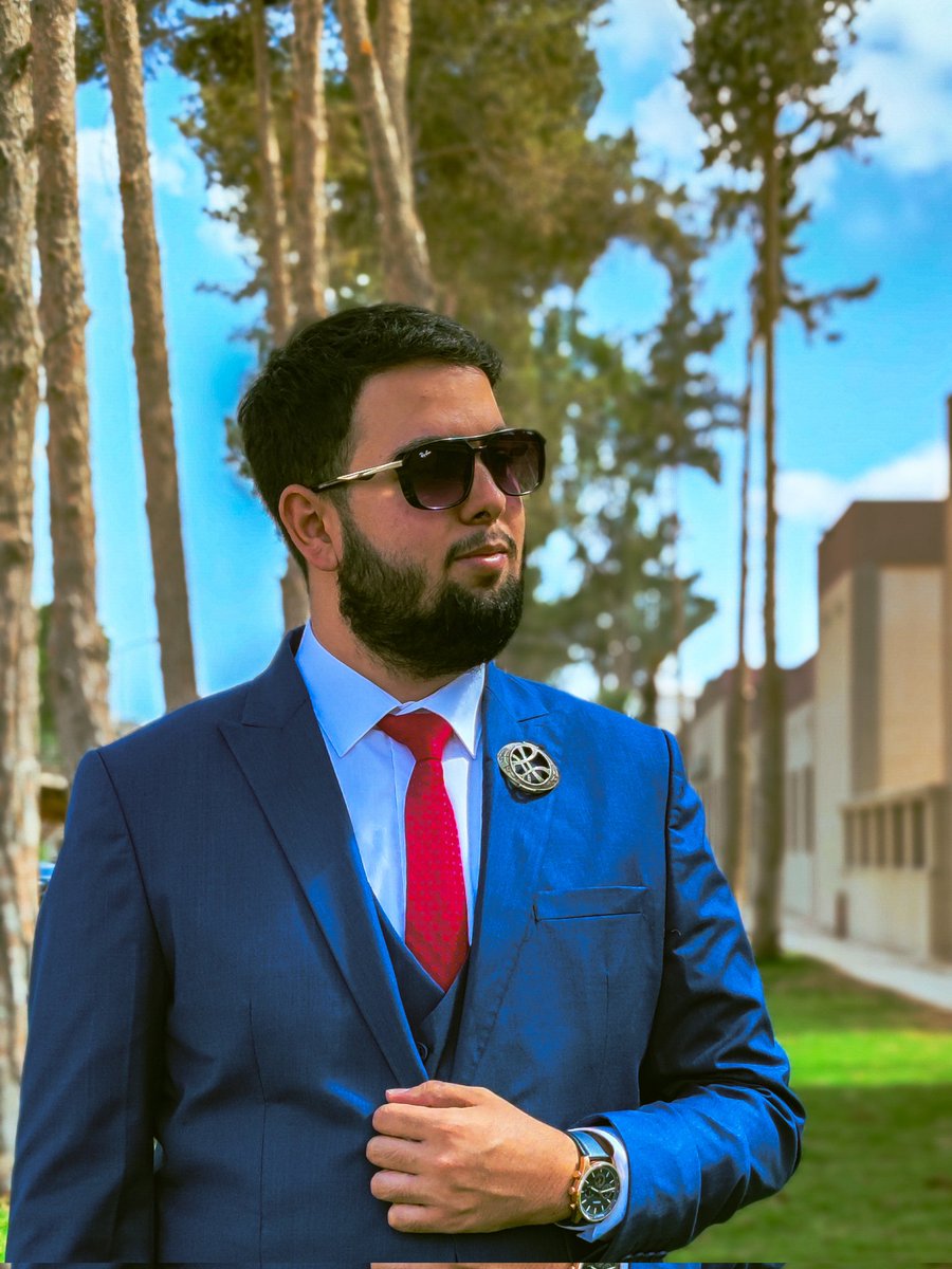 DAspellcaster's tweet image. Graduating in the theme of #DoctorStrange 
@MarvelStudios if y'all need an accountant let me know .
#marvel #MultiverseOfMadness