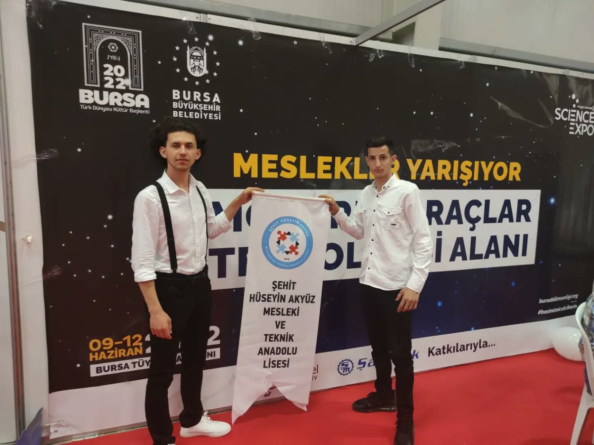 Okulumuz Şehit Hüseyin Akyüz MTAL ÇAYLAK 16 EKİBİMİZ 
9. Science Expo Fuarı
Meslekler Yarışıyor Alanında
1-Peridyodik Bakım 
2-Fren Disk Balata
aşamalarından geçip Bursa’daki tüm Motor Alanları içerisinde 1. Olmuşlardır
<a href="/bursailmem16/">Bursa İl Millî Eğitim Müdürlüğü</a> @serkangur_bursa @SelamiAHN5 <a href="/RafetARSLAN_16/">Rafet ARSLAN</a>