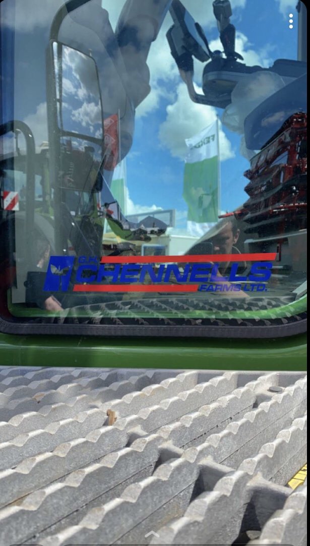 Always good to show an interacting bunch of students around the farm #NewcastleAgrics Hope you enjoyed your next stop before going to Cereals - perhaps you spotted our Fendt crawler at <a href="/chandlersfe/">Chandlers (FE) Ltd</a> stand?

<a href="/UN_AgSociety/">University of Newcastle Agricultural Society</a> <a href="/UniofNewcastle/">Newcastle University</a> <a href="/NewcastleAgrics/">Newcastle Agrics</a>