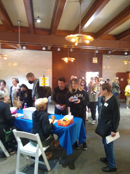 GlessnerHouse's tweet image. The @GlessnerHouse #WalkThroughTime event, one of the best things about the #SouthLoop