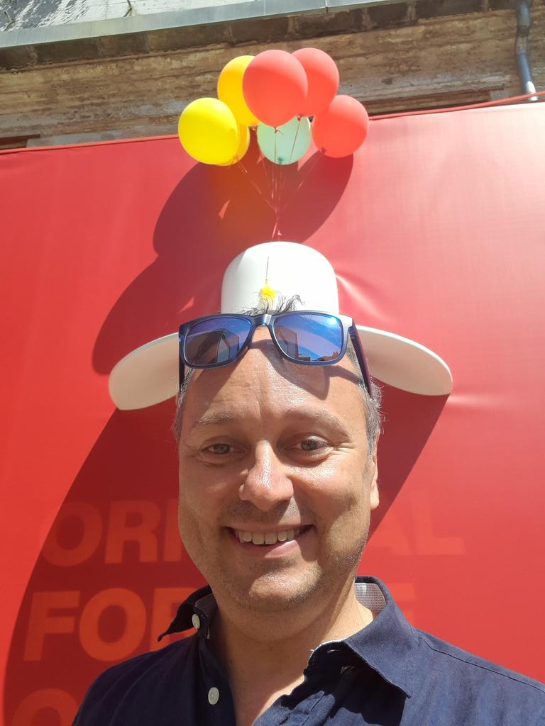 EttoreFrizzi's tweet photo. You need to be a bit #crazy not to #freakout in this world. #Life will not manage to steal my #happiness
Check my book: "A Soul on the Road" #Amazon #fuorisalone #milano #Two50special #kindle #Italy #wandelust #travelbug #traveladdicted #sundayvibes #amazonbooks #travel #Peace https://t.co/rL9IwQQnTi