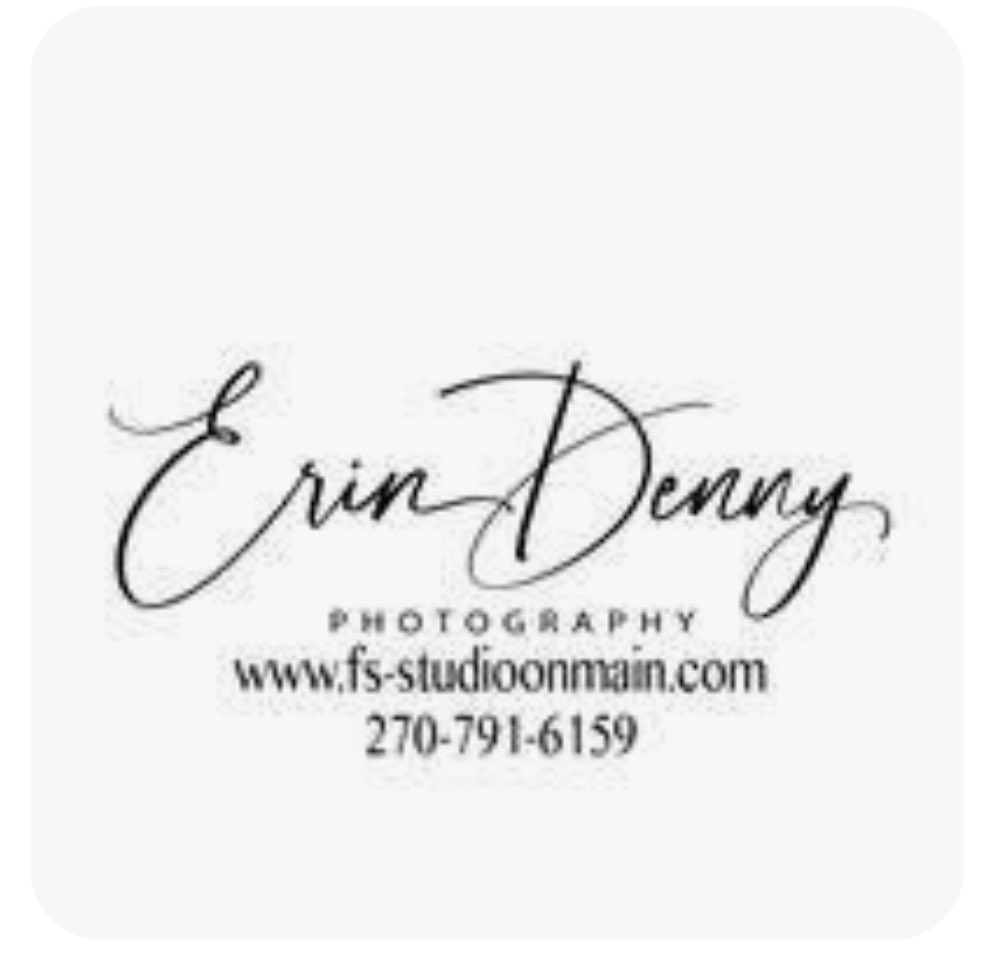 SWHSLadyGolf's tweet image. A big thanks to Erin Denny Photography for the sponsorship of our team for the upcoming fall season. Our program wouldn’t be possible without the support from our community. Give Erin a call for your photography needs