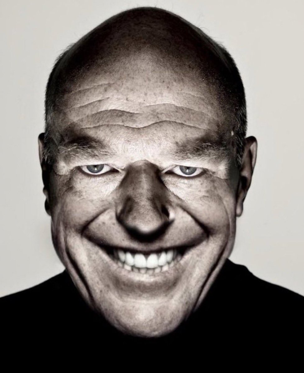 ً (@despairingdivas) on Twitter photo 