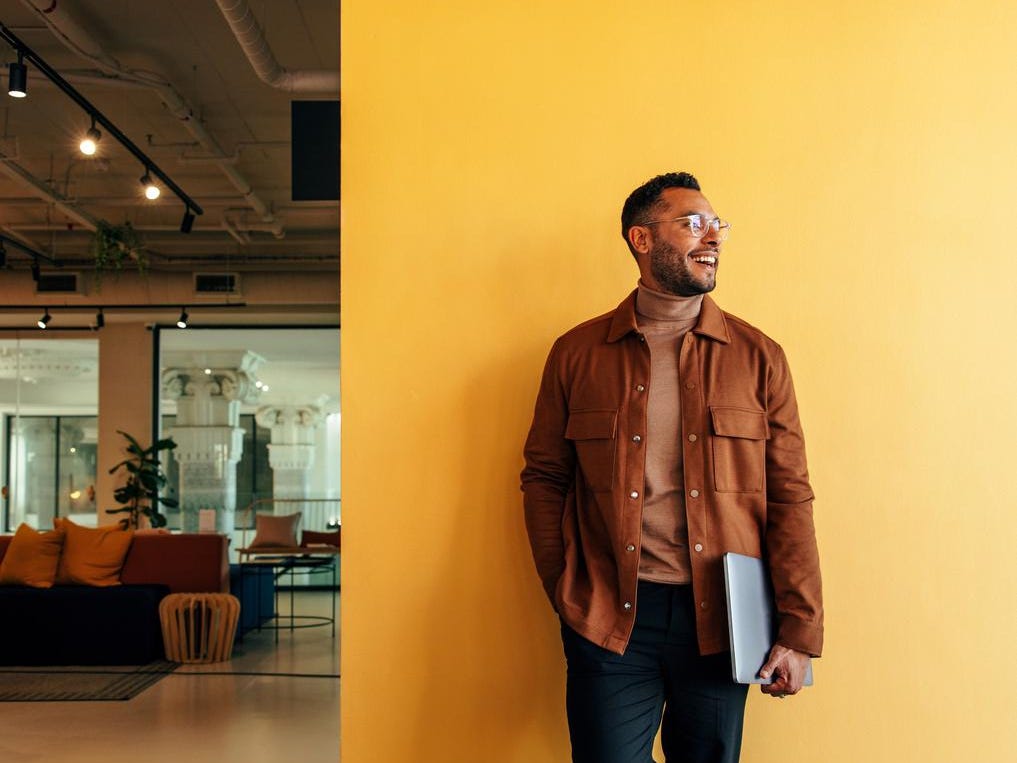 What different generations think about hybrid work: trib.al/A19LKqB