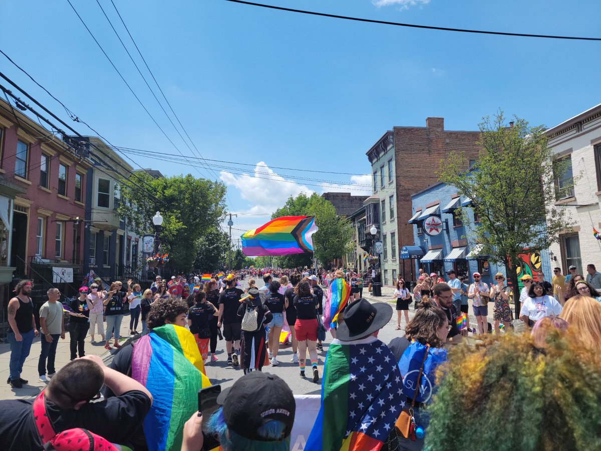 ualbany's tweet photo. A great afternoon in Albany with the #UAlbany and @SUNY communities walking in the Capital Pride Parade! https://t.co/6myMg8UBGH