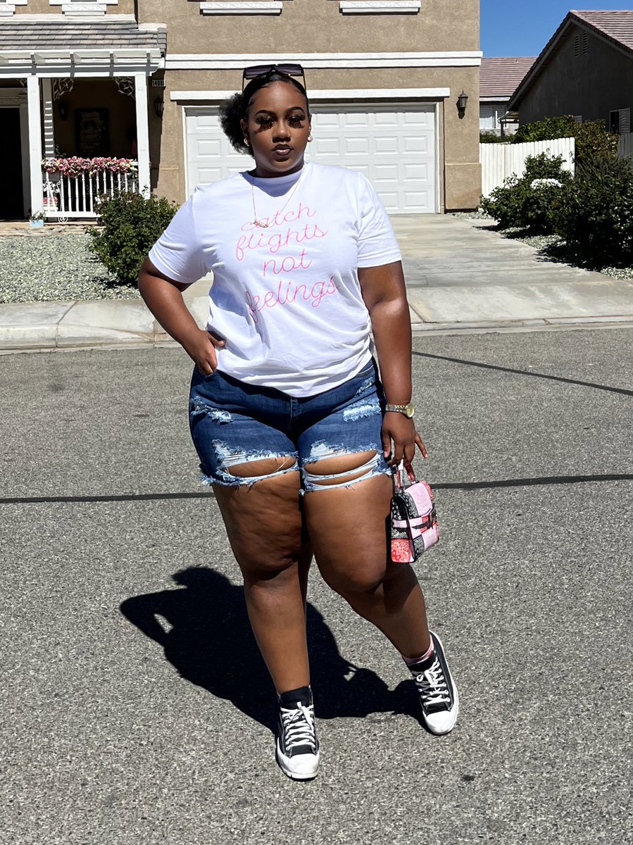 Big Bawdy Racks🛍💜 tweet media