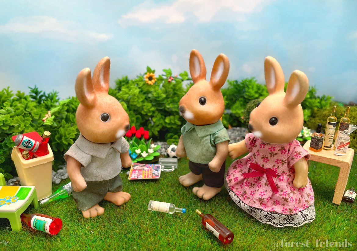 forest_fr1ends's tweet photo. - come here and say that, i’ll f**kin throat punch you, you little twat.
- just leave it sharon, we’ve all had a sherbet… https://t.co/lmuEAOhVuP