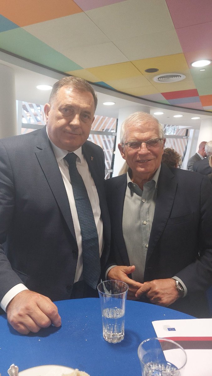У отвореном разговору са <a href="/JosepBorrellF/">Josep Borrell Fontelles</a> поручио сам да је Српска опредијељена за мир и европски пут, али и да је наш задатак да доносимо одлуке које неће угрозити интерес нашег народа.