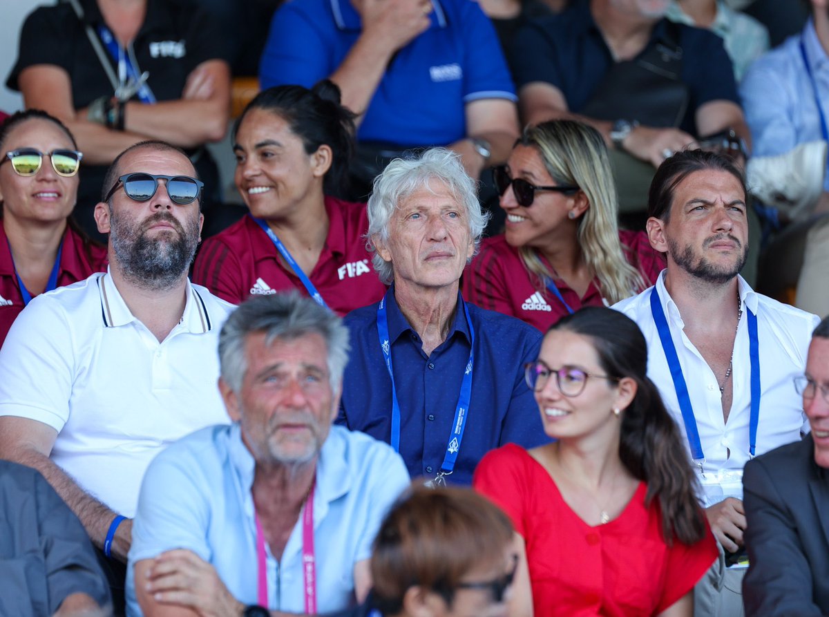 Pese a un arbitraje localista, los del Bocha Batista lucharon hasta el final. Nada para reprocharse. Que un resultado no tape una actuación histórica. Venezuela subcampeón en el Maurice Revello. Hay futuro y Pekerman lo sabe.